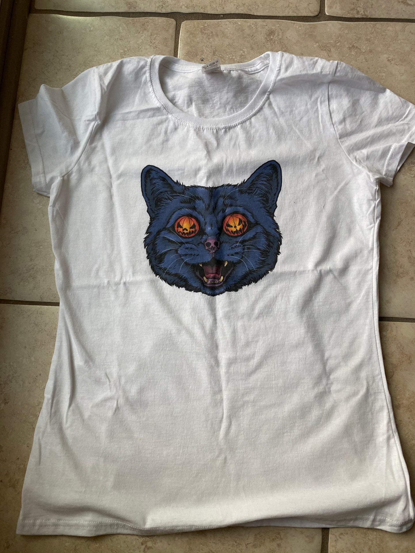 Halloween cat graphic T woman’s shirt - cute Halloween cat stickers - Halloween pumpkin cat stickers