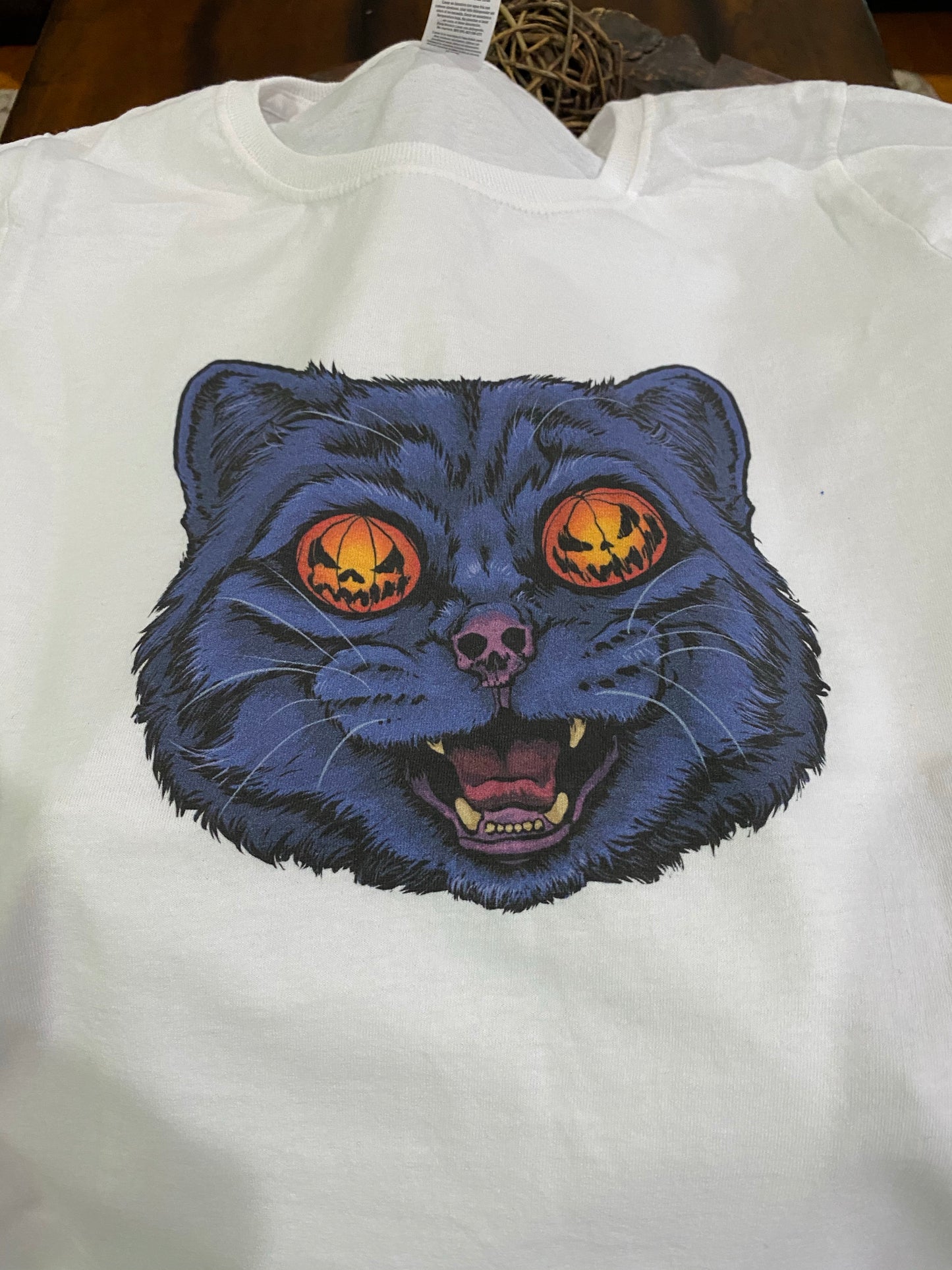 Halloween cat graphic T woman’s shirt - cute Halloween cat stickers - Halloween pumpkin cat stickers