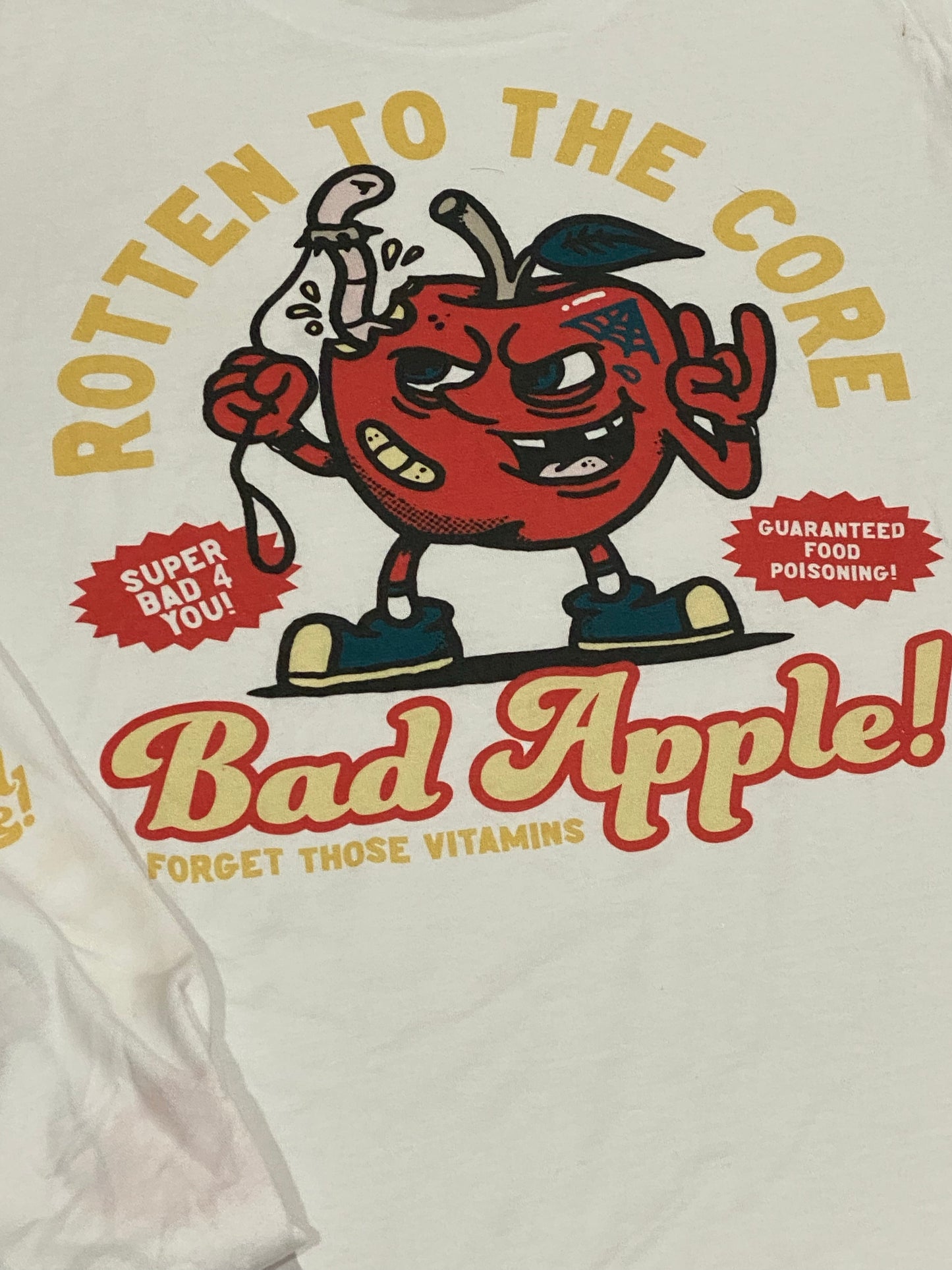 BAD APPLE rotten to the CORE - unisex t shirt - casual T’s s