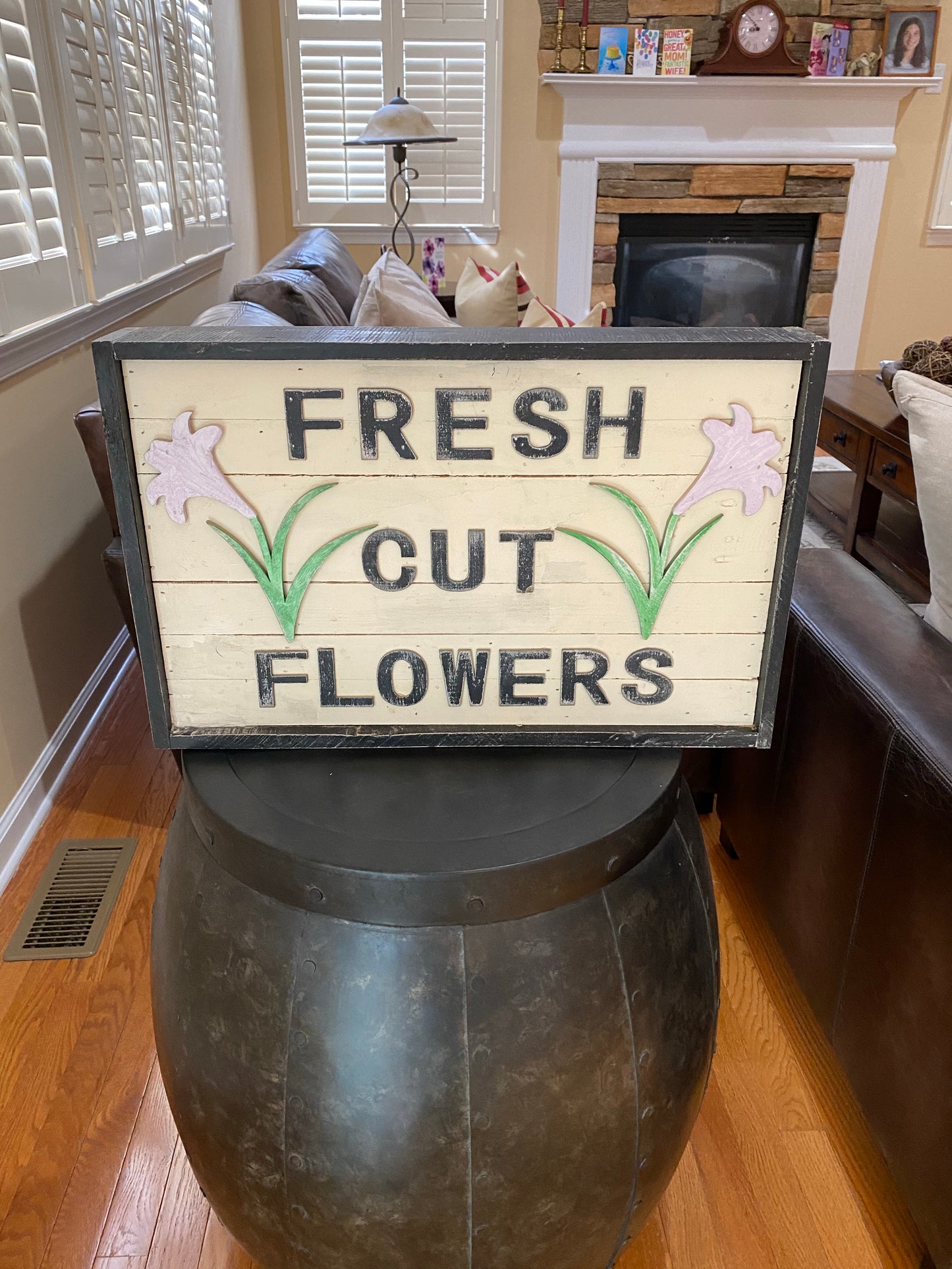 Fresh cut flower sign hide secret items in the back - think spring hidden compartment sign Security