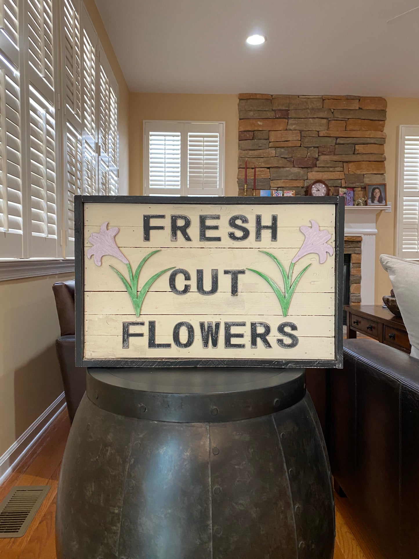 Fresh cut flower sign hide secret items in the back - think spring hidden compartment sign Security